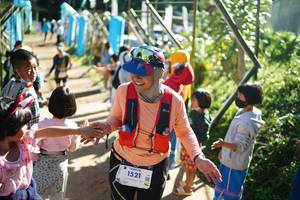 BIB: 1521, 
                            <button type="button" onclick="openModal(19040005)" class="btn btn-primary btn-sm float-right btn-popup" data-toggle="modal" data-target=".modal-high-quality">
                        <i class="fas fa-shopping-cart"></i> Add to Cart
                    </button>
                                            <button type="button" onclick="isThisMe(19040005, true)" class="btn btn-success btn-sm float-right btn-popup btn-isme hidden" data-toggle="tooltip" data-placement="bottom" title="นี่คือรูปของคุณใช่ไหม คลิกที่นี่เพื่อเอาเข้าอัลบั้ม">
                        <i class="fas fa-plus"></i> Add to album
                    </button>
                    <button type="button" onclick="isThisMe(19040005, false)" class="btn btn-warning btn-sm float-right btn-popup btn-isnotme hidden">
                        <i class="fas fa-ban"></i> Remove from album
                    </button>